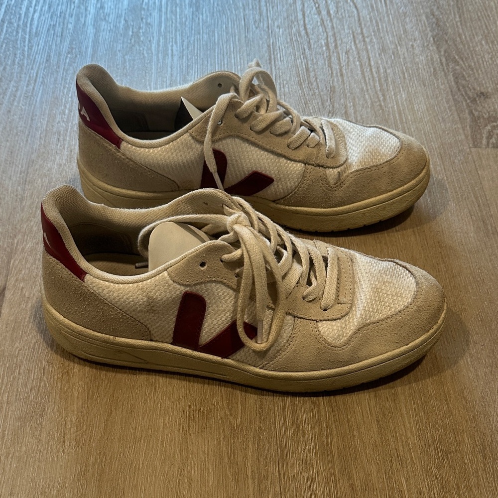 Veja Sneakers